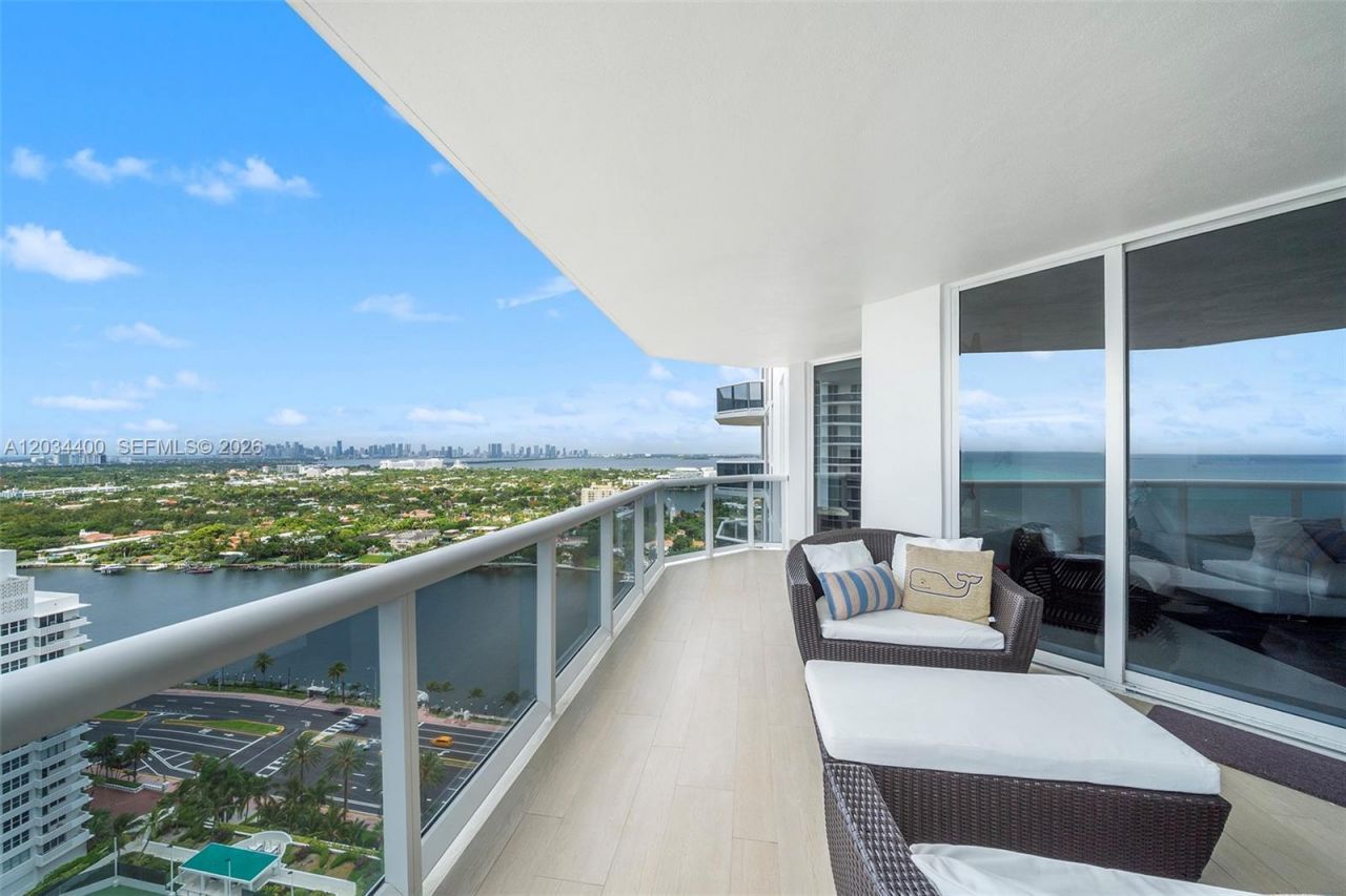 4779 Collins Ave, Unit 2604, Miami Beach, FL 33140 Photo