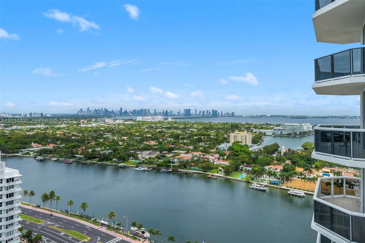 4779 Collins Ave, Unit 2604, Miami Beach, FL 33140 Photo