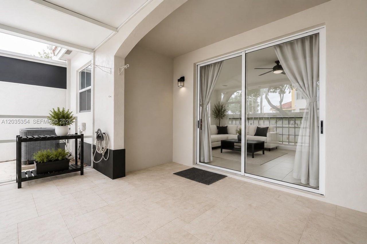 102 Riverwalk Cir , Unit 102, Sunrise, FL 33326 Photo
