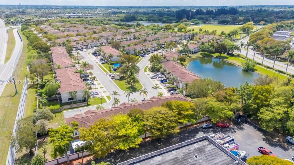 102 Riverwalk Cir , Unit 102, Sunrise, FL 33326 Photo