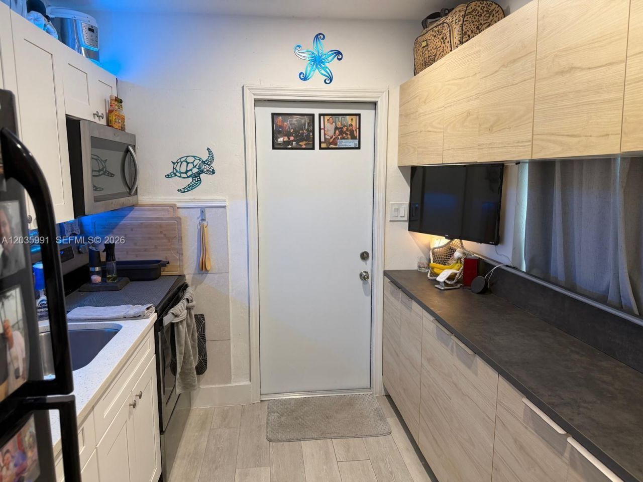917 NE 10th St, Hallandale Beach, FL 33009 Photo
