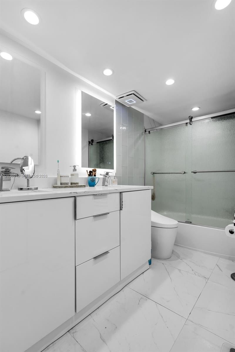 18151 NE 31st Ct , Unit PH205, Aventura, FL 33160 Photo