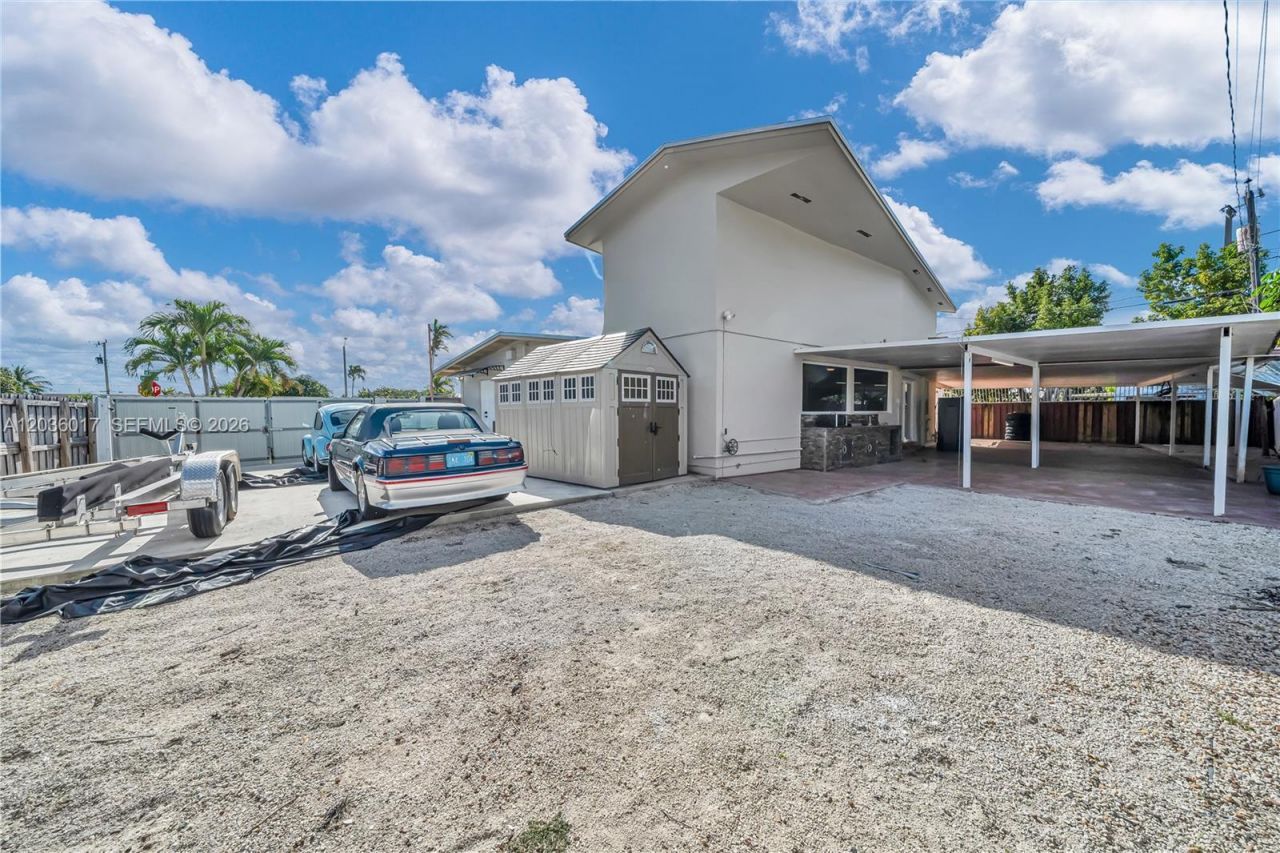 8241 SW 12th Ter , Miami, FL 33144 Photo