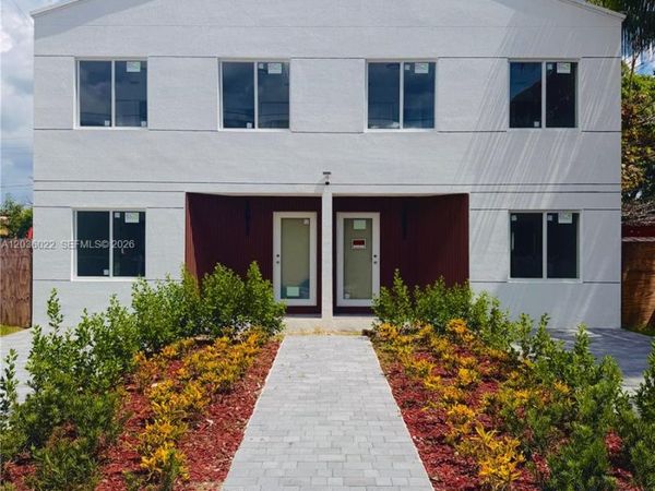 1629 NW 40th St, Miami, FL 33142