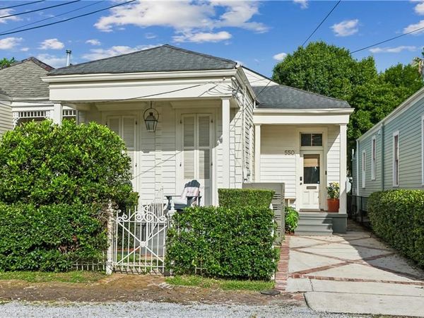 550 OCTAVIA Street , New Orleans, LA 70115
