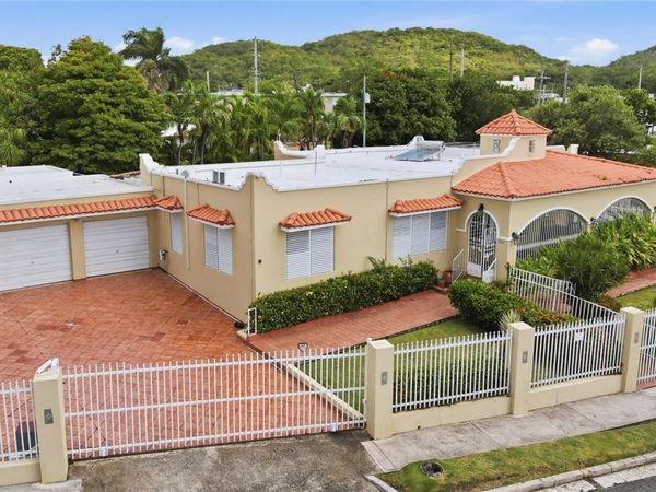241 B AVENUE, FAJARDO, PR 00738