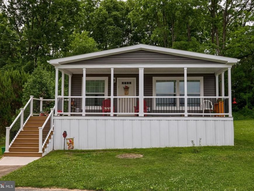 135 Westbrook Drive , Ephrata, PA 17522 Main Photo