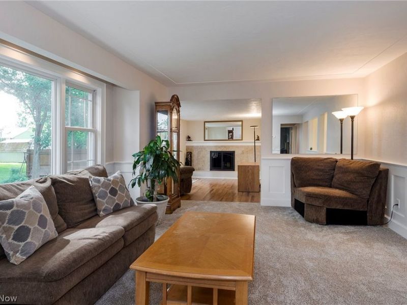 9837 Betty Lane, Elyria, OH 44035 Photo 8