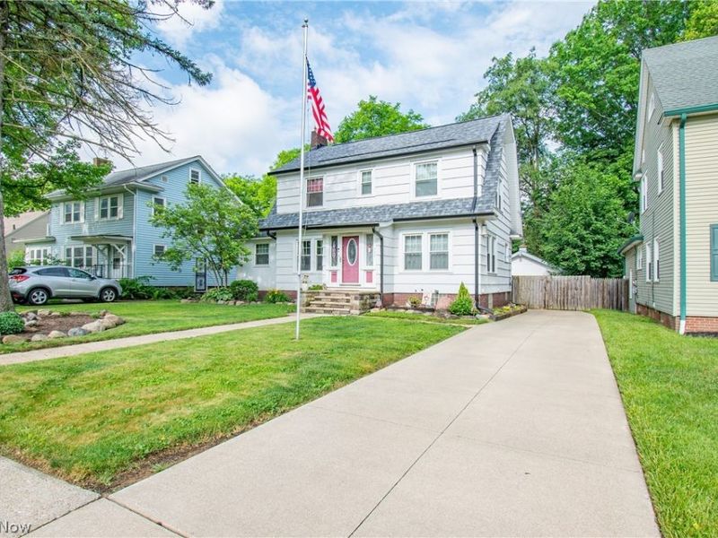 706 Crestview Avenue, Akron, OH 44320 Photo 2