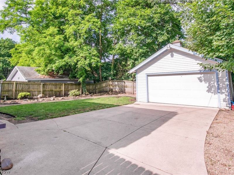 706 Crestview Avenue, Akron, OH 44320 Photo 25