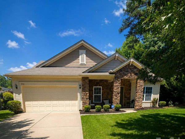 1919 Corriente Court, Charlotte, NC 28213