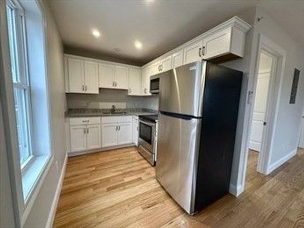 415 Danforth, Unit 3, Taunton, MA 02780