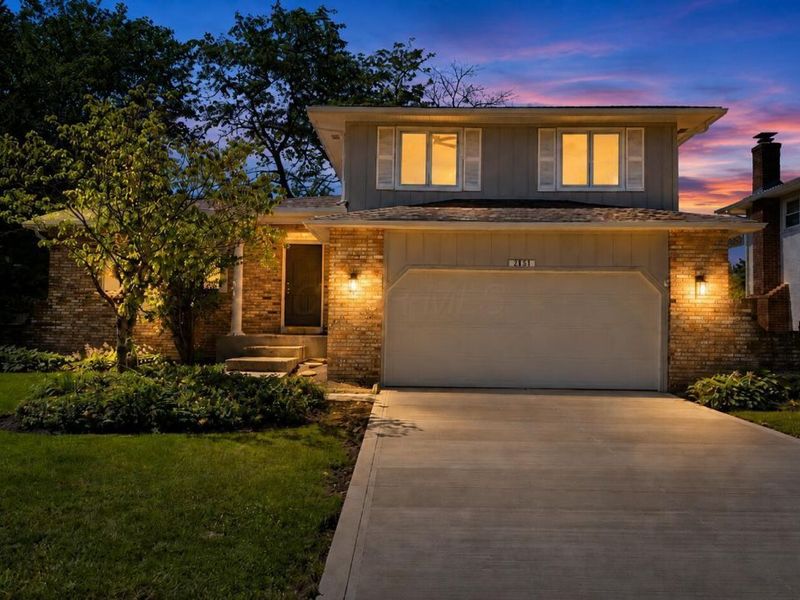 2859 Blossom Avenue, Columbus, OH 43231 Photo 2