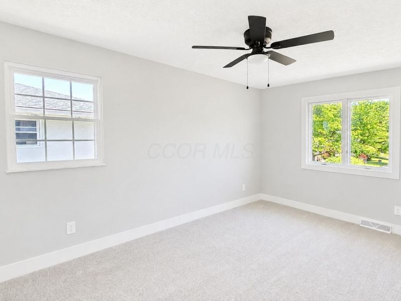 2859 Blossom Avenue, Columbus, OH 43231 Photo 30