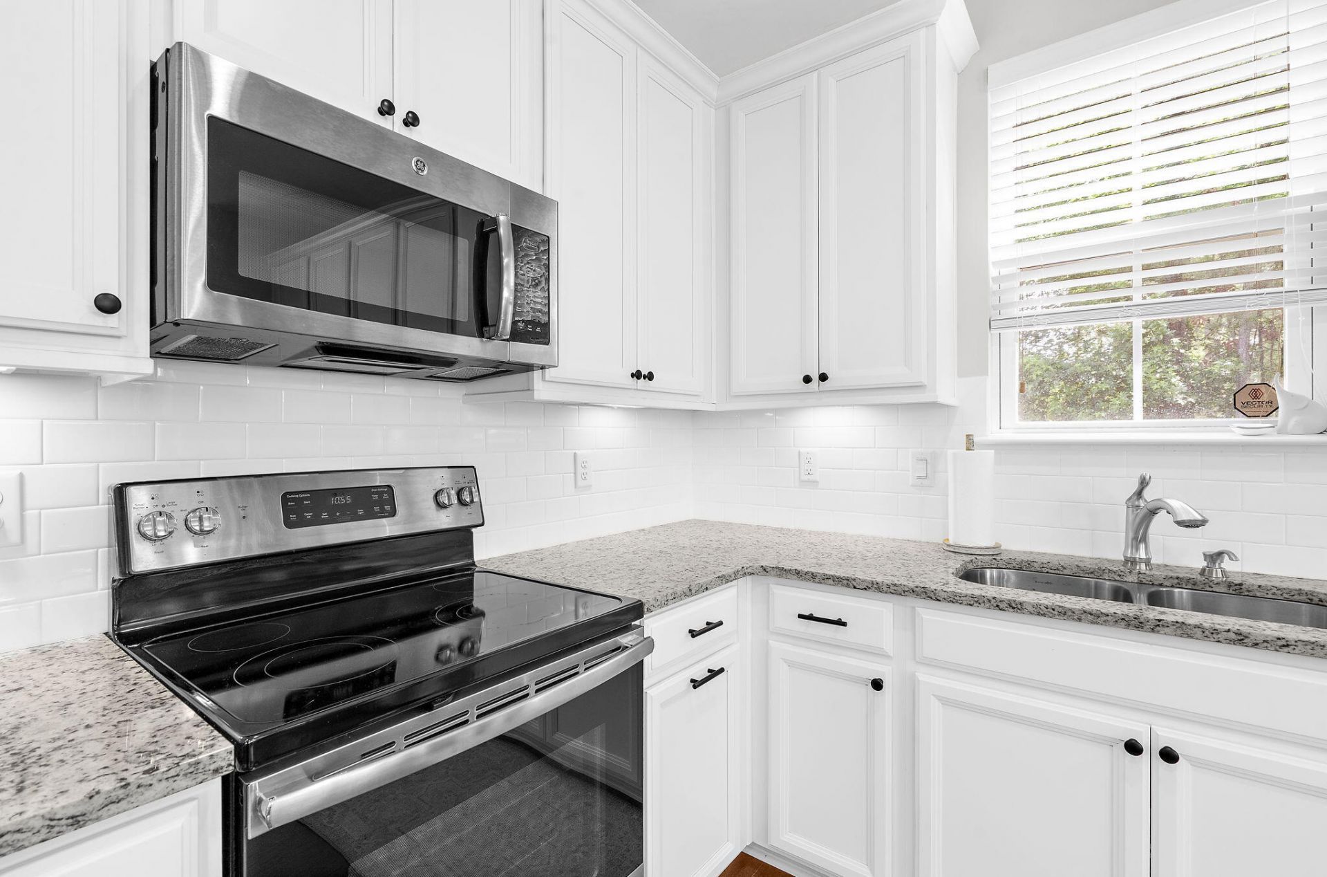 2600 Poplar Grove Place Photo 15