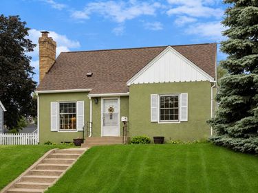 4535 Vincent Avenue N, Minneapolis, MN 55412