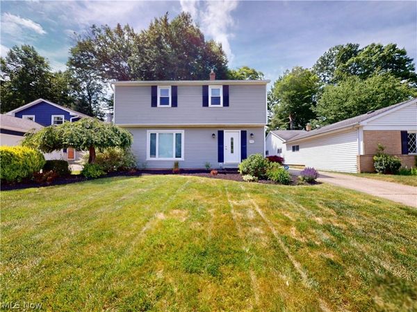 4792 Geraldine Road , Richmond Heights, OH 44143