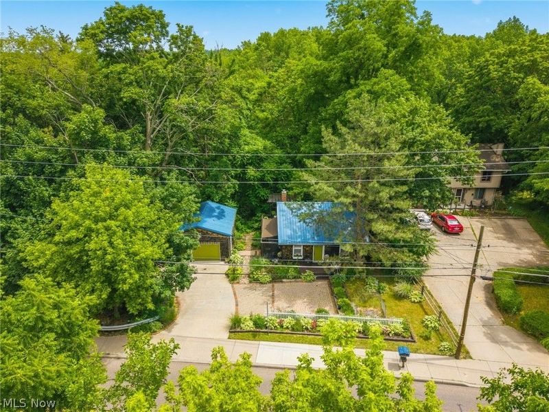 619 Portage Lakes Drive, Akron, OH 44319 Photo 3