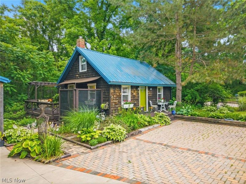 619 Portage Lakes Drive, Akron, OH 44319 Photo 5