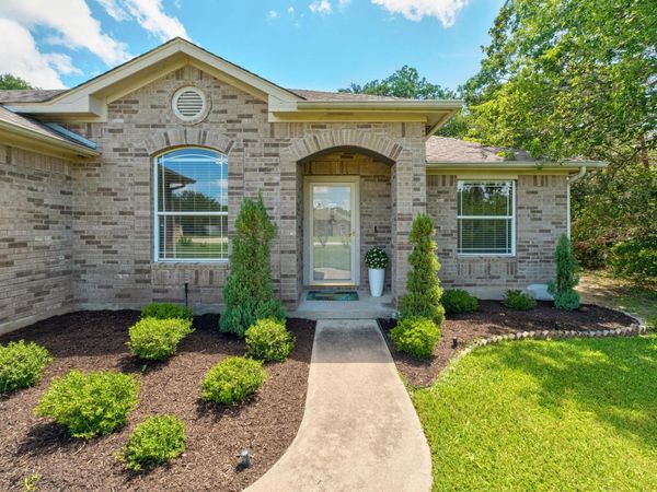 122 Litton LN , Cedar Creek, TX 78612