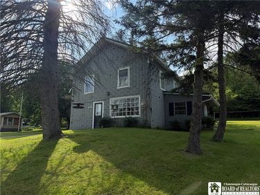 9011 Route 98 , Franklinville, NY 14737