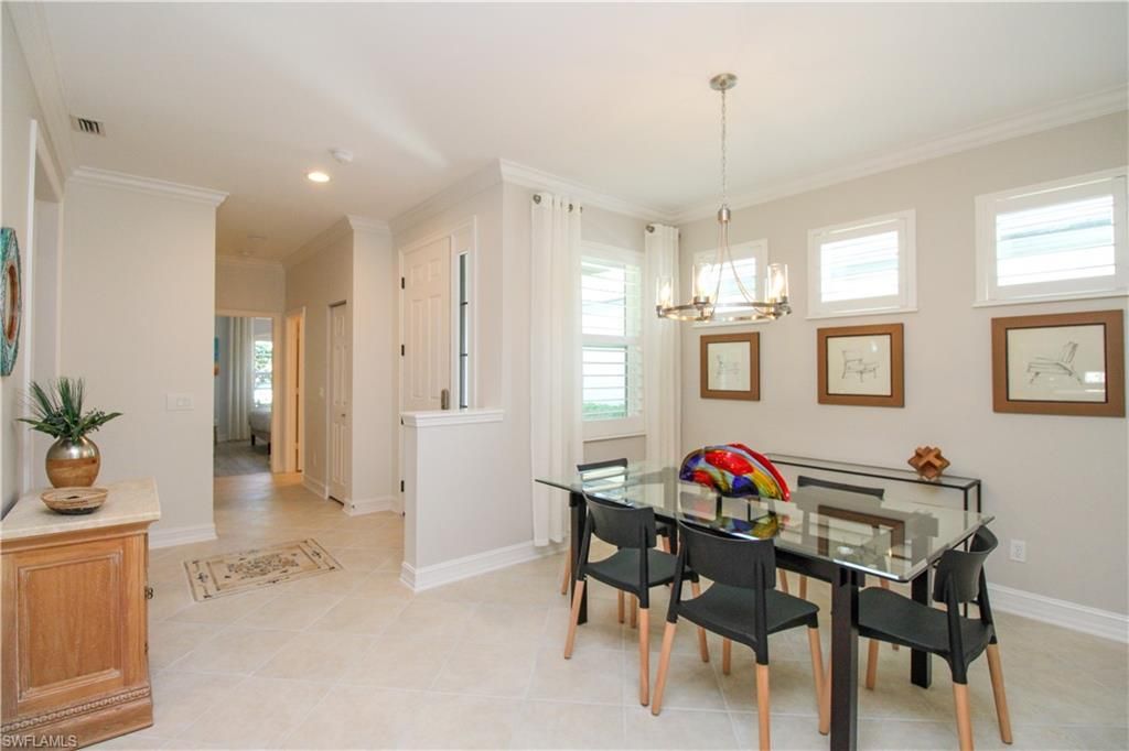1912 Tarpon Bay Dr N, Naples, FL 34119 Photo