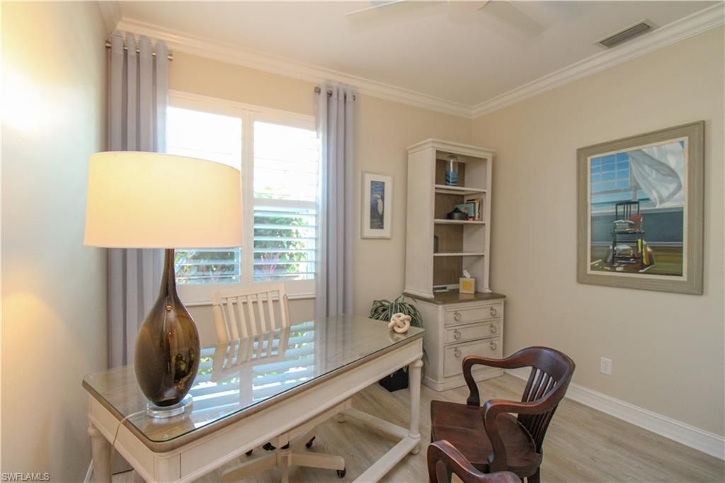 1912 Tarpon Bay Dr N, Naples, FL 34119 Photo