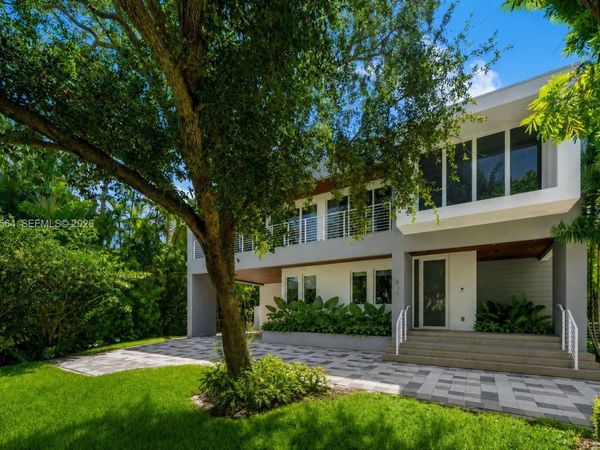 425 Harbor Dr , Key Biscayne, FL 33149