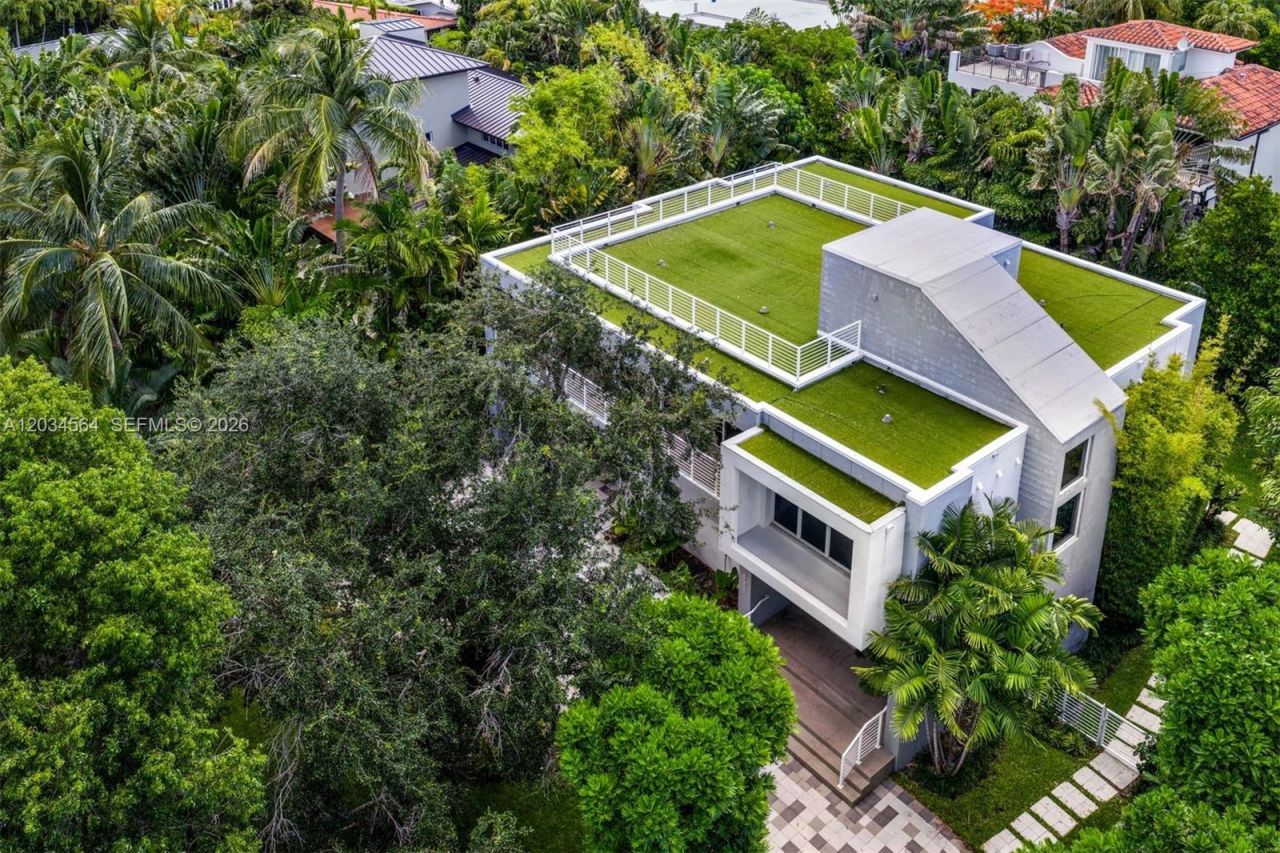 425 Harbor Dr , Key Biscayne, FL 33149 Photo