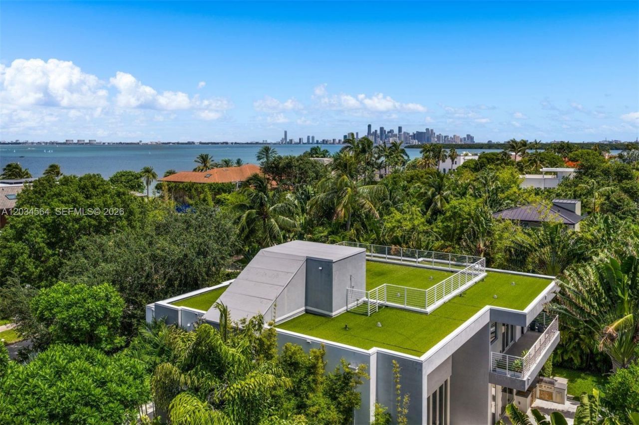 425 Harbor Dr , Key Biscayne, FL 33149 Photo