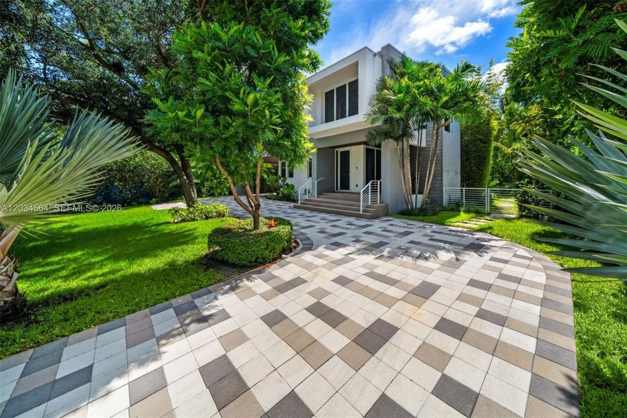 425 Harbor Dr , Key Biscayne, FL 33149 Photo