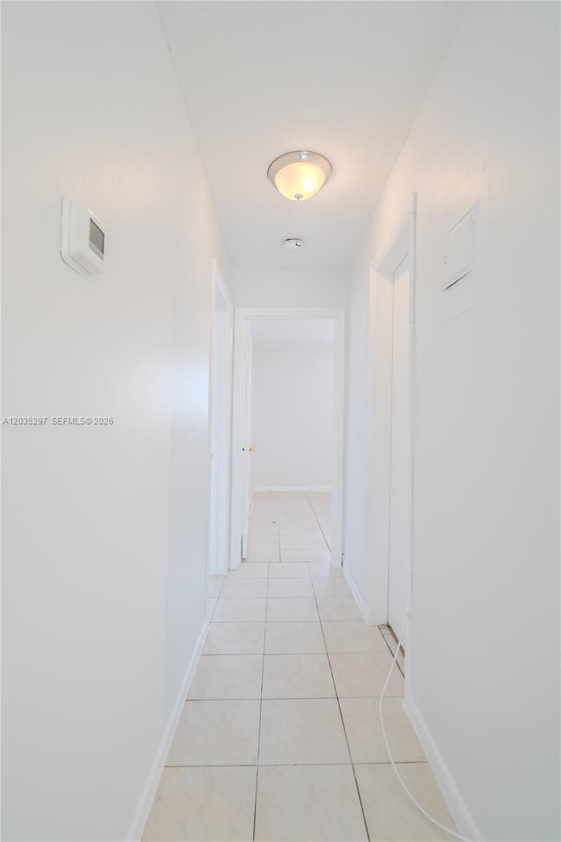 421 NE 1st St , Unit 101, Hallandale Beach, FL 33009 Photo
