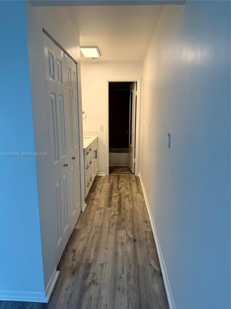 802 NW 87th Ave, Unit 321, Miami, FL 33172 Photo