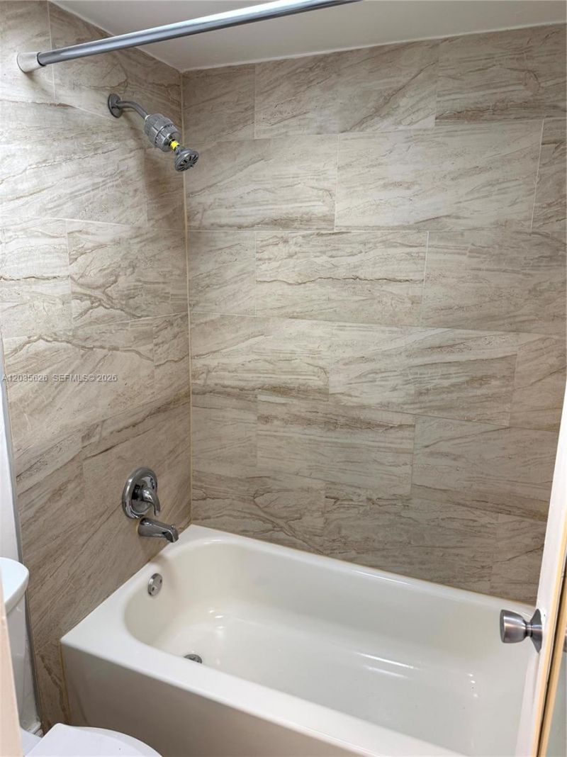 802 NW 87th Ave, Unit 321, Miami, FL 33172 Photo