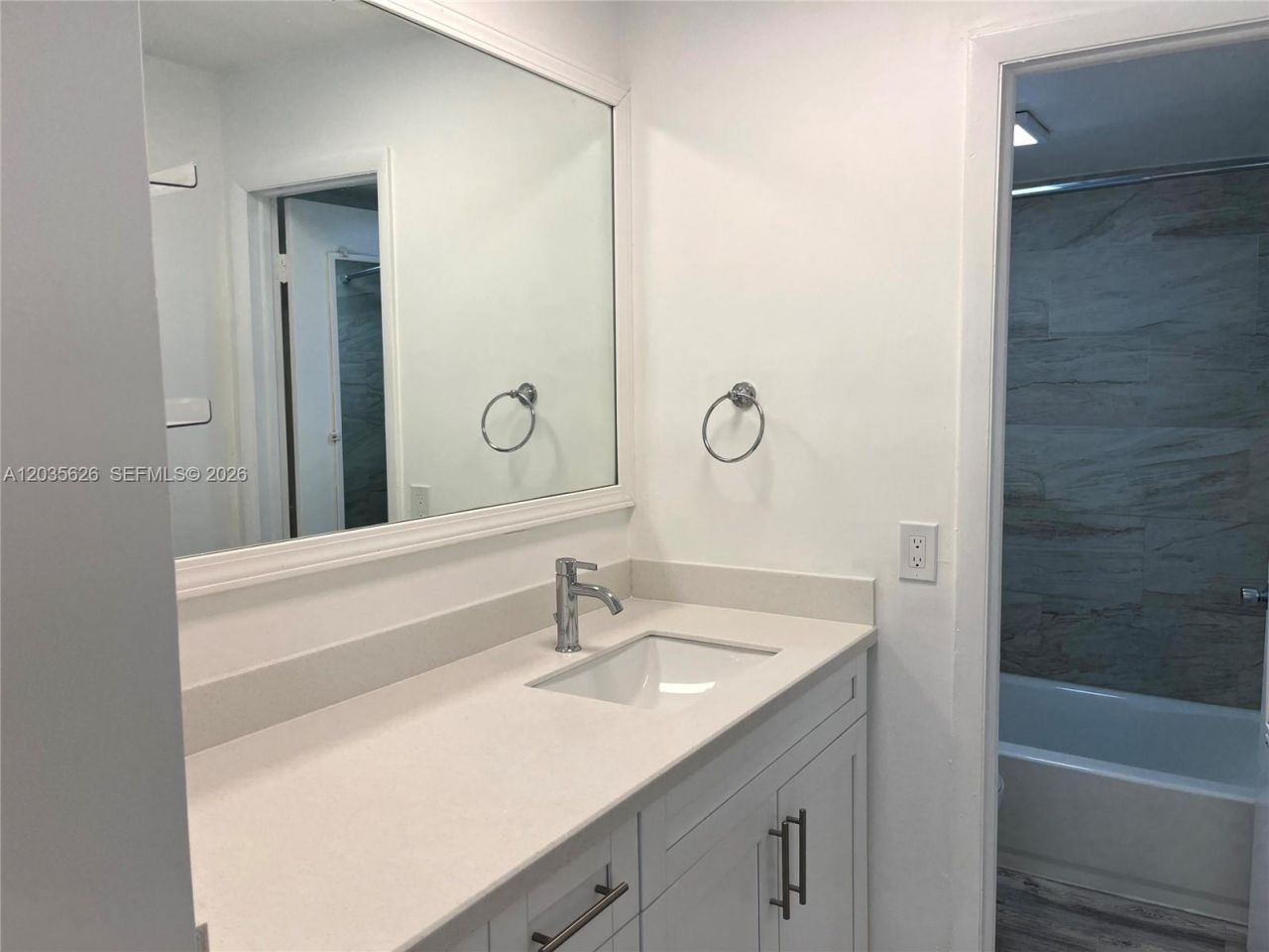 802 NW 87th Ave, Unit 321, Miami, FL 33172 Photo