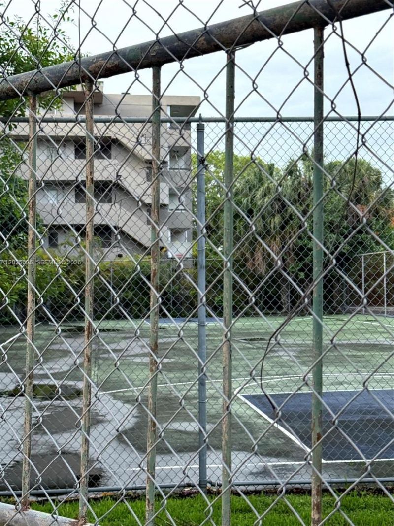 802 NW 87th Ave, Unit 321, Miami, FL 33172 Photo