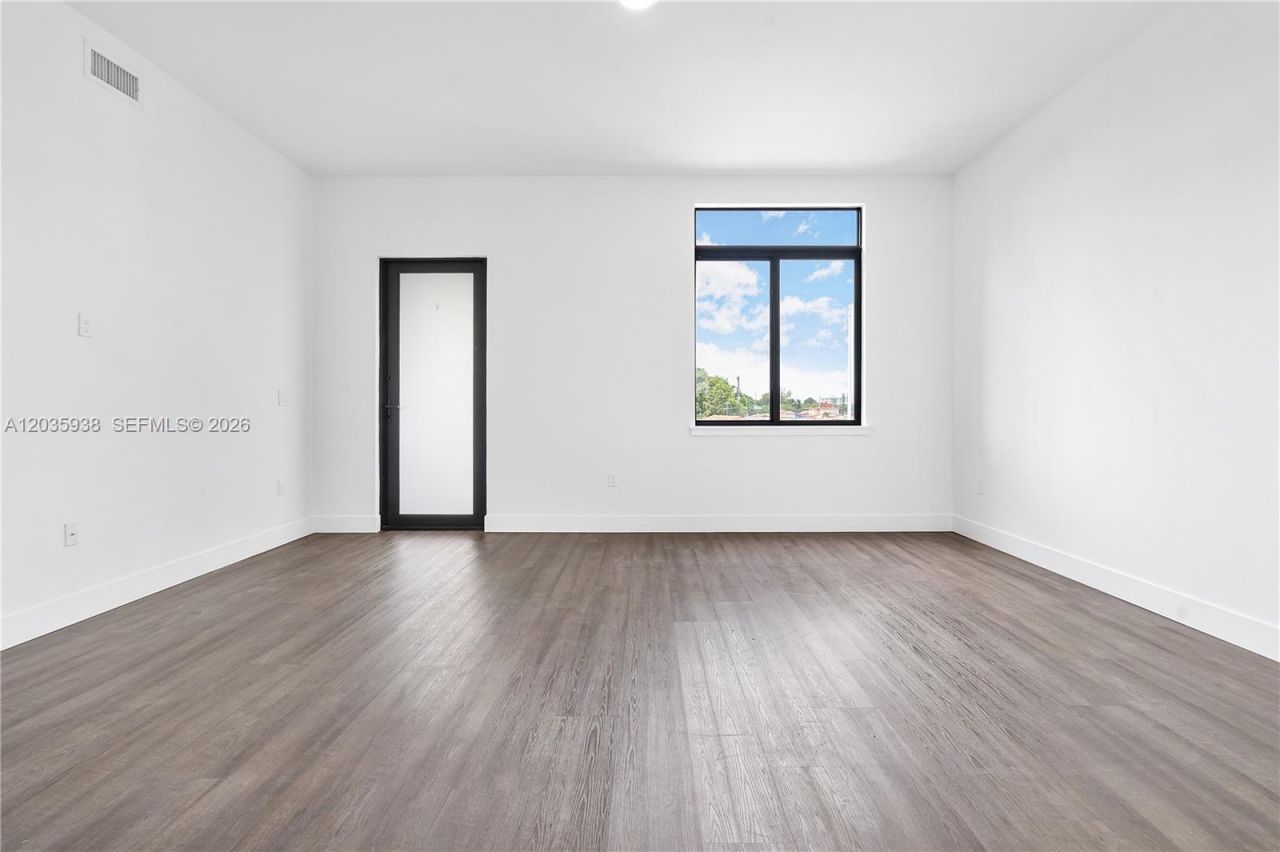 440 E 16th St, Unit 436, Hialeah, FL 33010 Photo