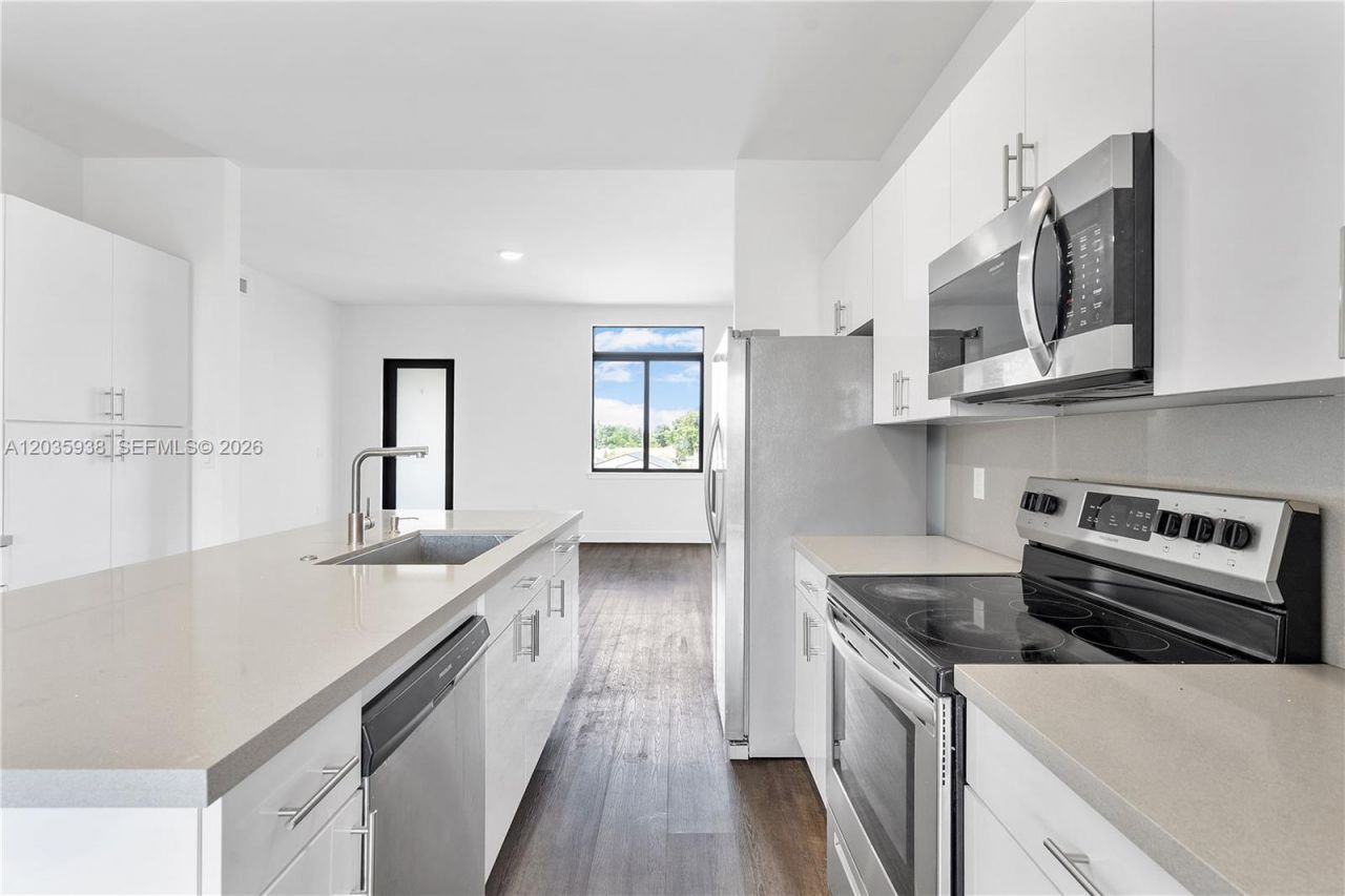 440 E 16th St, Unit 436, Hialeah, FL 33010 Photo