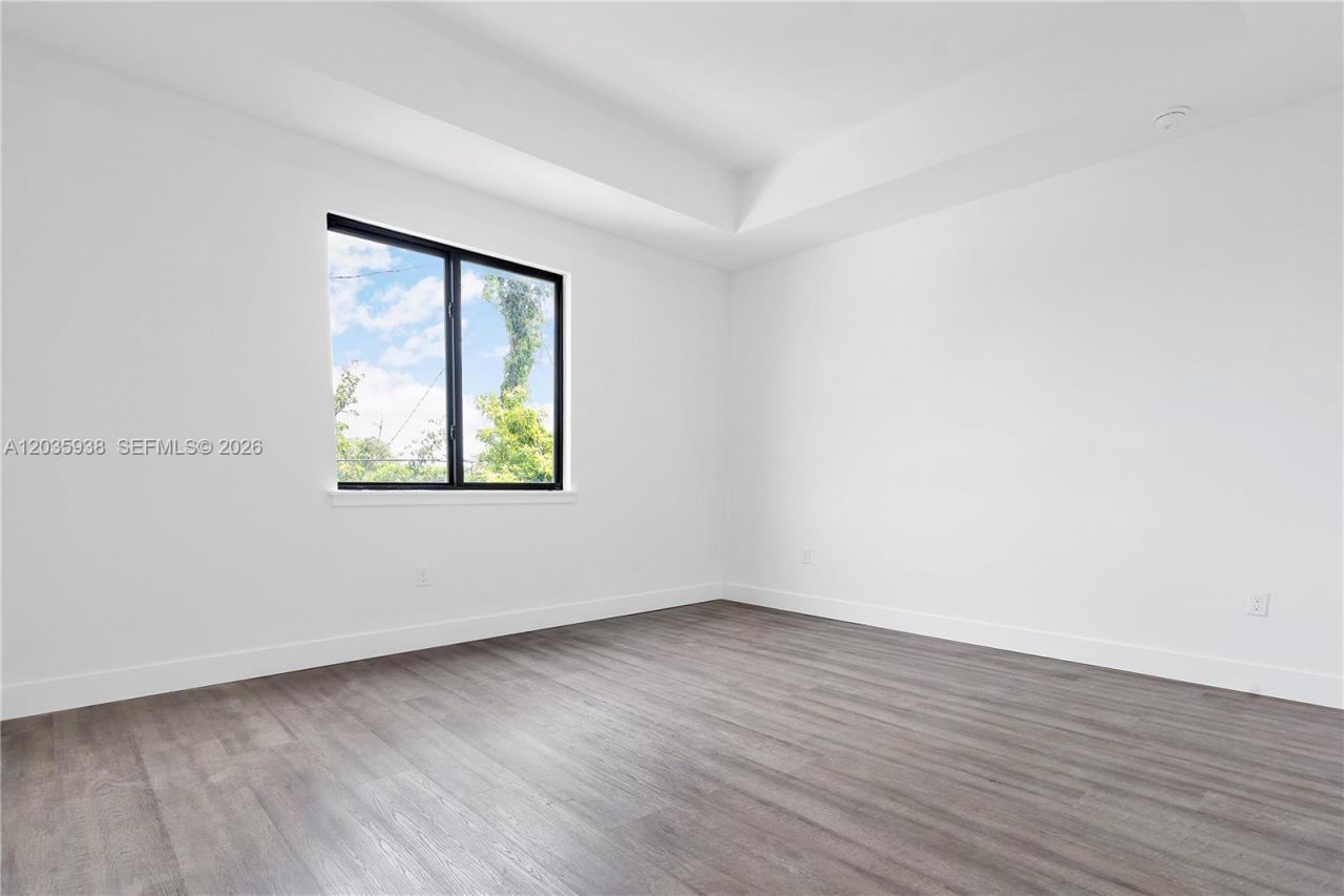 440 E 16th St, Unit 436, Hialeah, FL 33010 Photo
