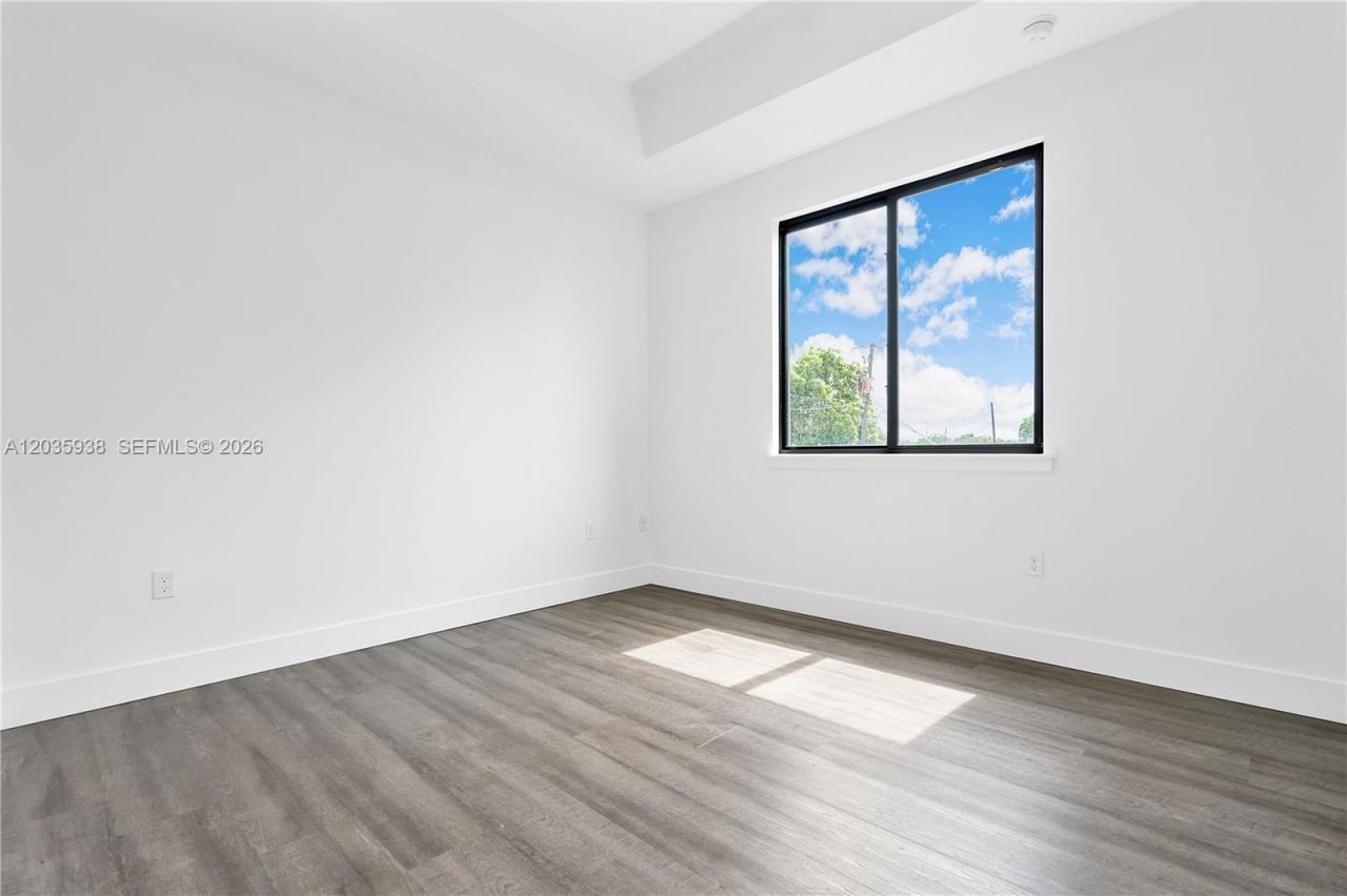 440 E 16th St, Unit 436, Hialeah, FL 33010 Photo