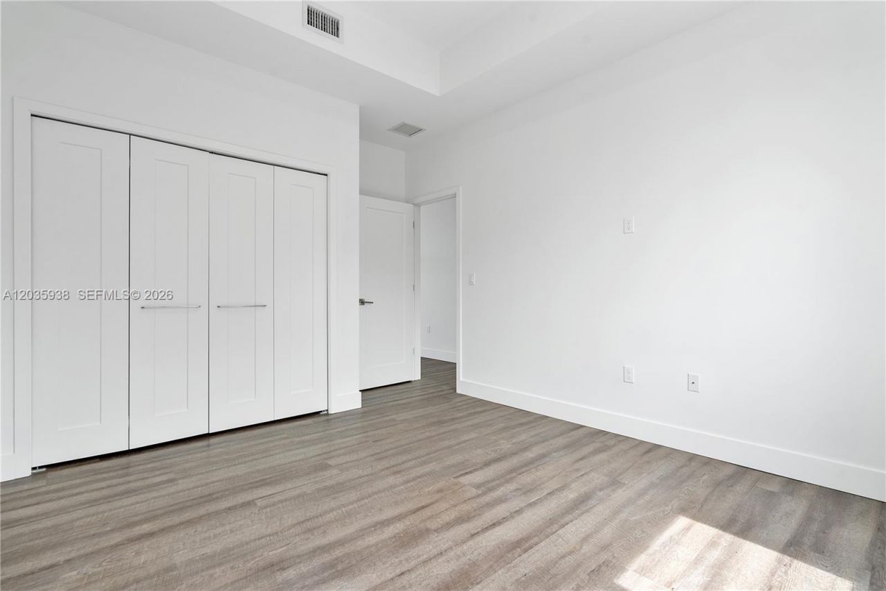 440 E 16th St, Unit 436, Hialeah, FL 33010 Photo