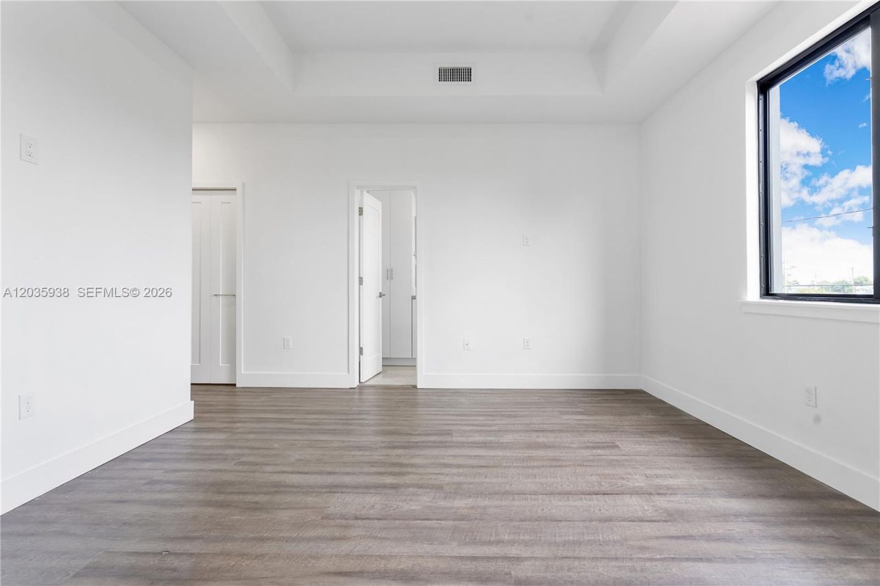 440 E 16th St, Unit 436, Hialeah, FL 33010 Photo