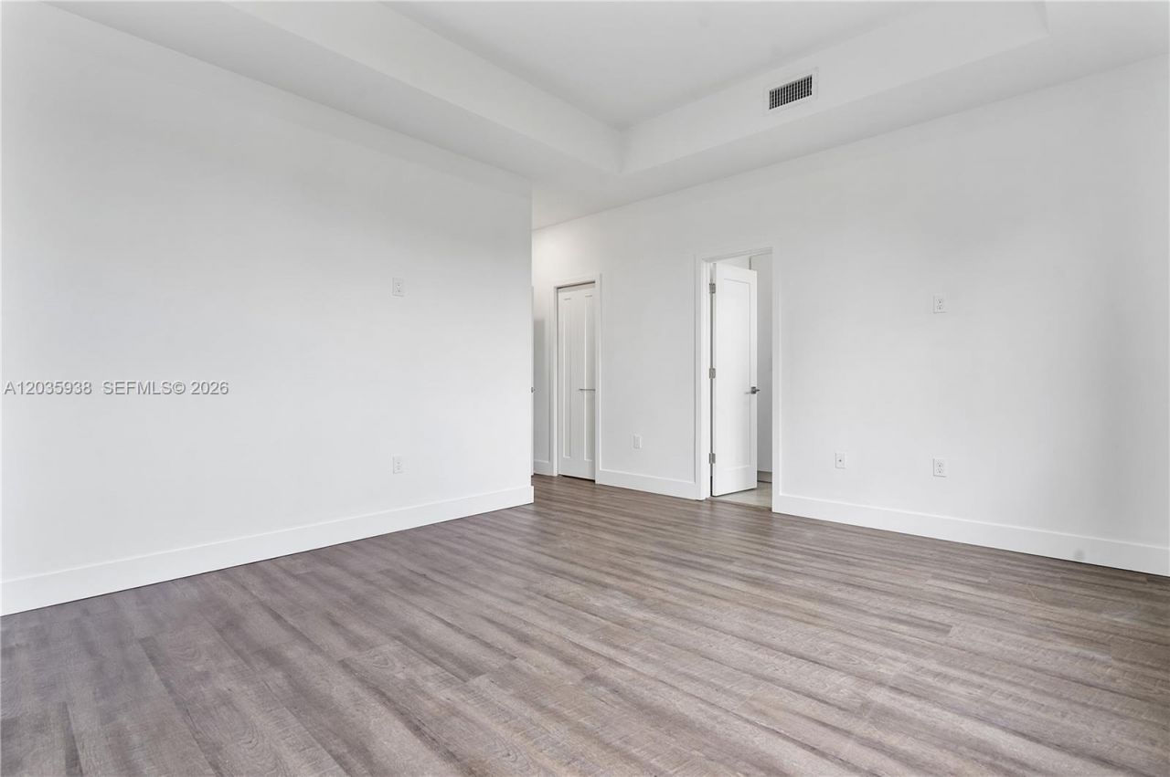 440 E 16th St, Unit 436, Hialeah, FL 33010 Photo
