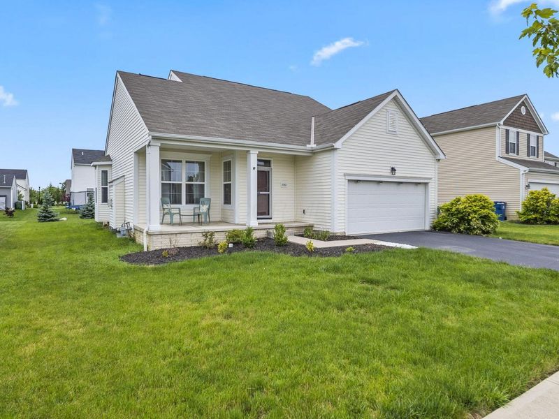 2087 Derby Drive , Marysville, OH 43040 Photo 2