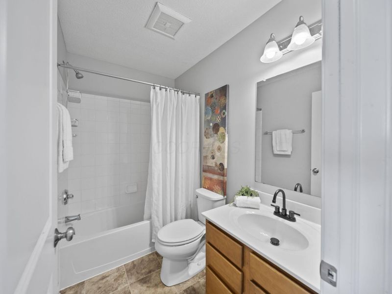 2087 Derby Drive , Marysville, OH 43040 Photo 33