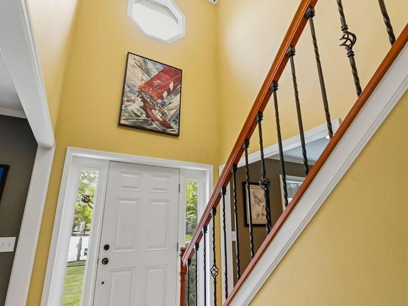 6946 Roundwood Court, Dublin, OH 43016 Photo 4