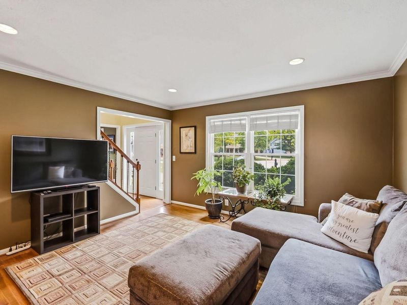 6946 Roundwood Court, Dublin, OH 43016 Photo 5