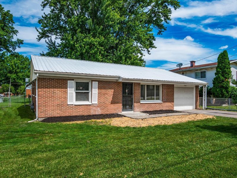 1506 Bellefontaine Avenue , Marion, OH 43302 Photo 3