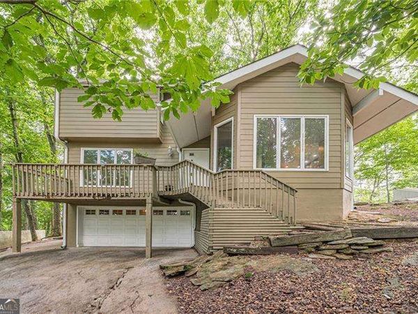 834 Lake Arrowhead Drive, Waleska, GA 30183