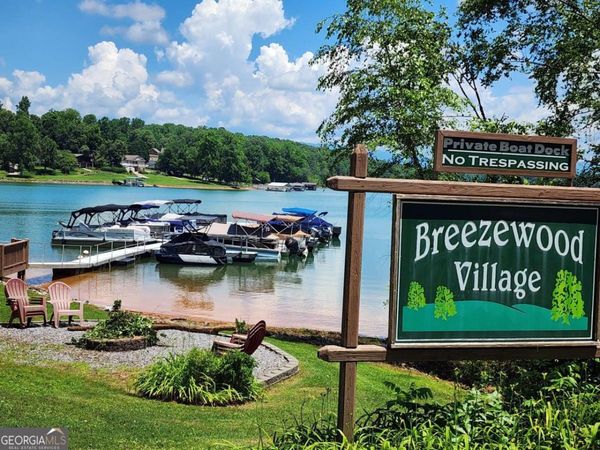 14 B Breezewood Village, Young Harris, GA 30582